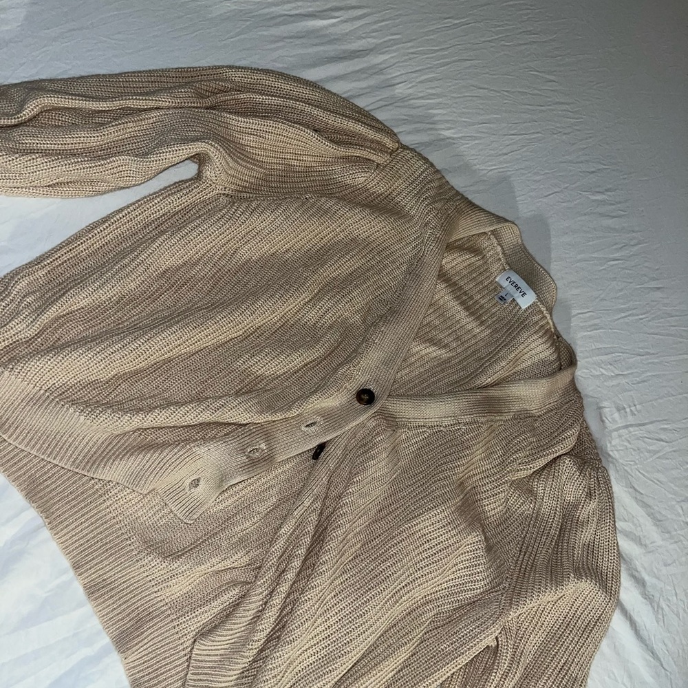 Evereve sweater worn few times no signs of wear like new